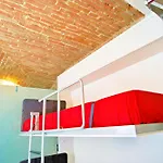 Elegant And Modern Loft In Medieval Bologna