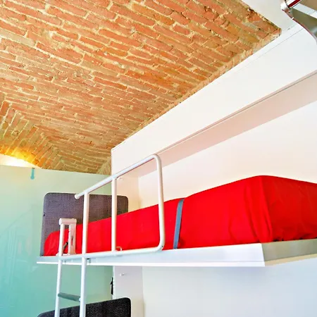 Elegant And Modern Loft In Medieval Bologne