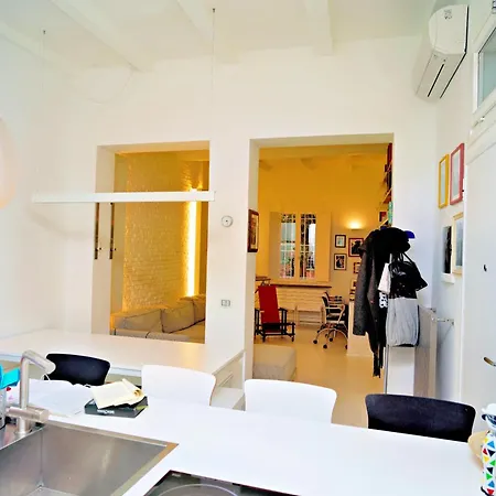 Elegant And Modern Loft In Medieval Appartement