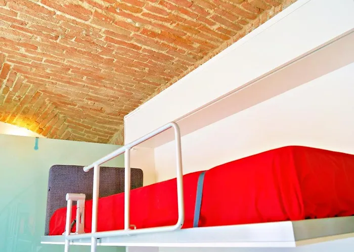 Elegant And Modern Loft In Medieval بولونيا