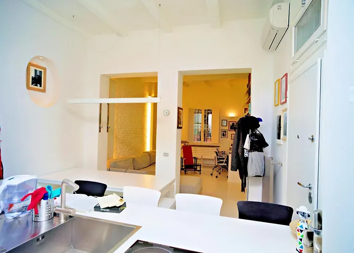 Elegant And Modern Loft In Medieval 아파트