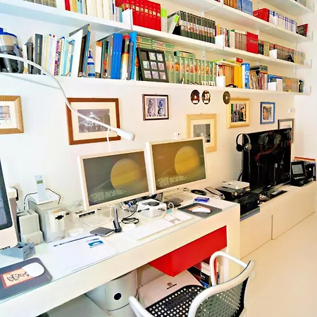 Elegant And Modern Loft In Medieval * Bologna