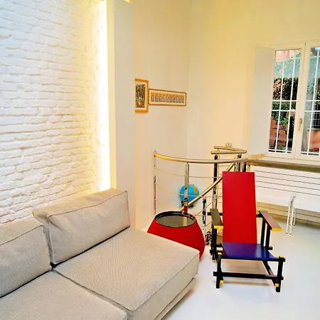 Elegant And Modern Loft In Medieval Apartman Bologna